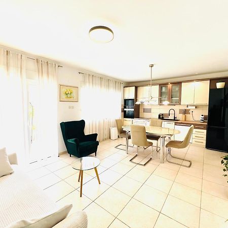Apartment Sirius Podstrana Exterior photo